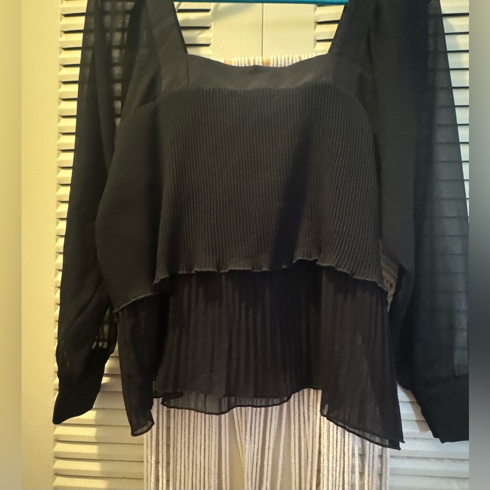 ZARA Pleated Top with Bow Sz Small - Picture 9 of 11